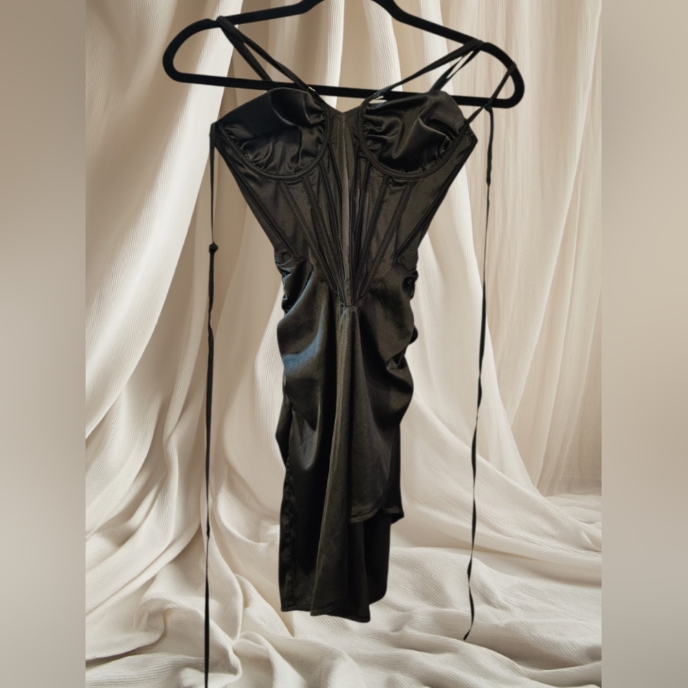 Tic Toc Women's Small Satin Black Dress with Boning